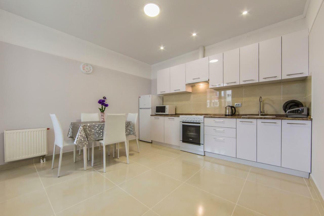 Apartments Kiev ภายนอก รูปภาพ